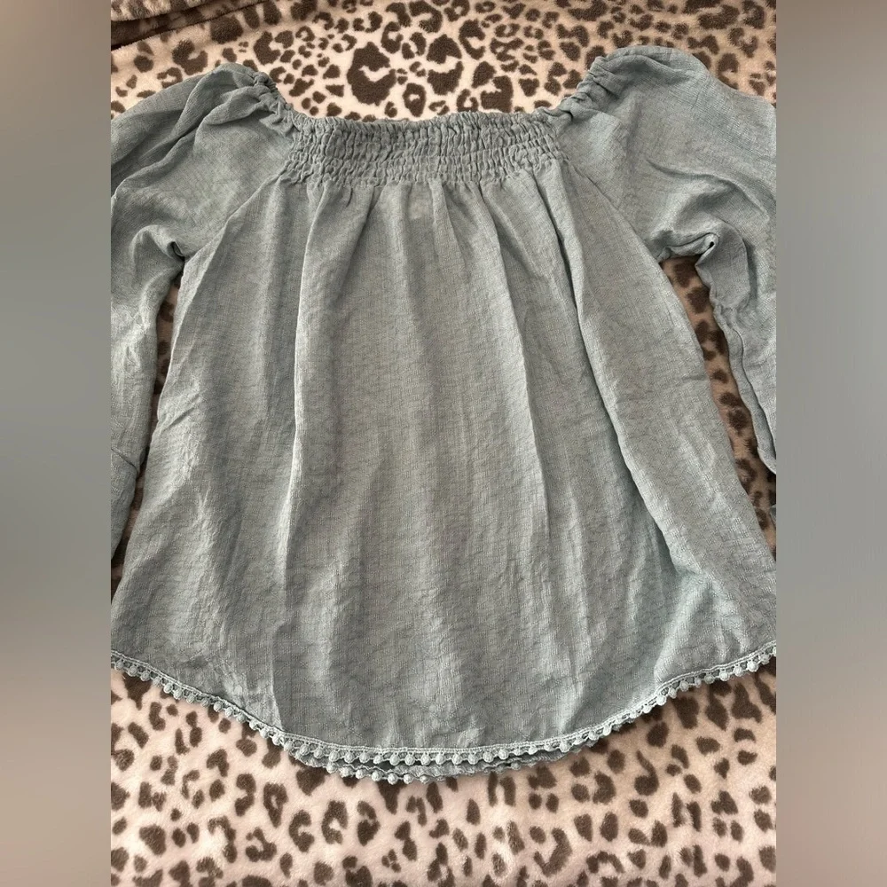 Boutique Off the Shoulder Blouse in Blue Green Size Medium - Picture 10 of 17